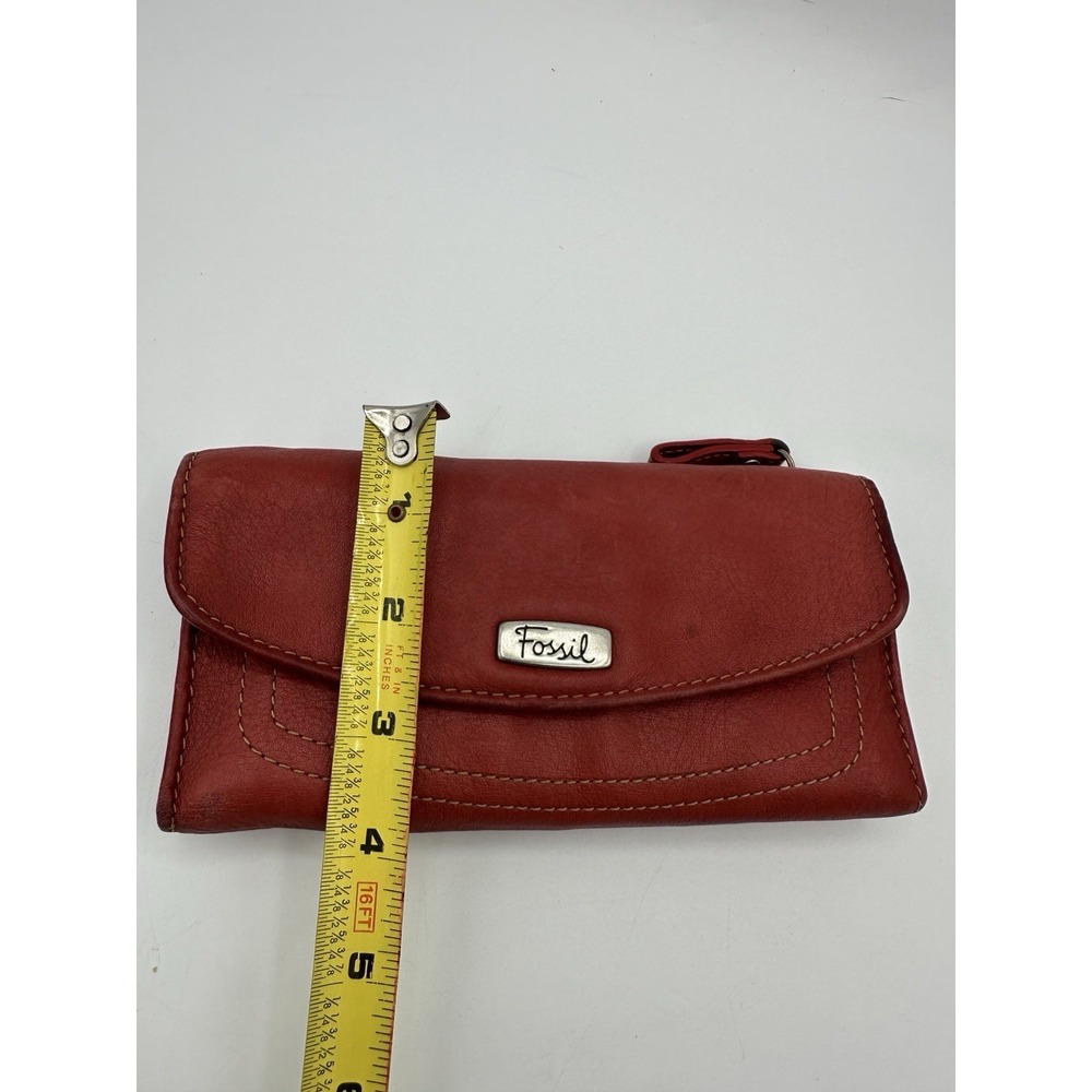 Fossil Red Leather Clutch Wallet Wristlet Organizer Women's Snap Zip - Picture 10 of 10